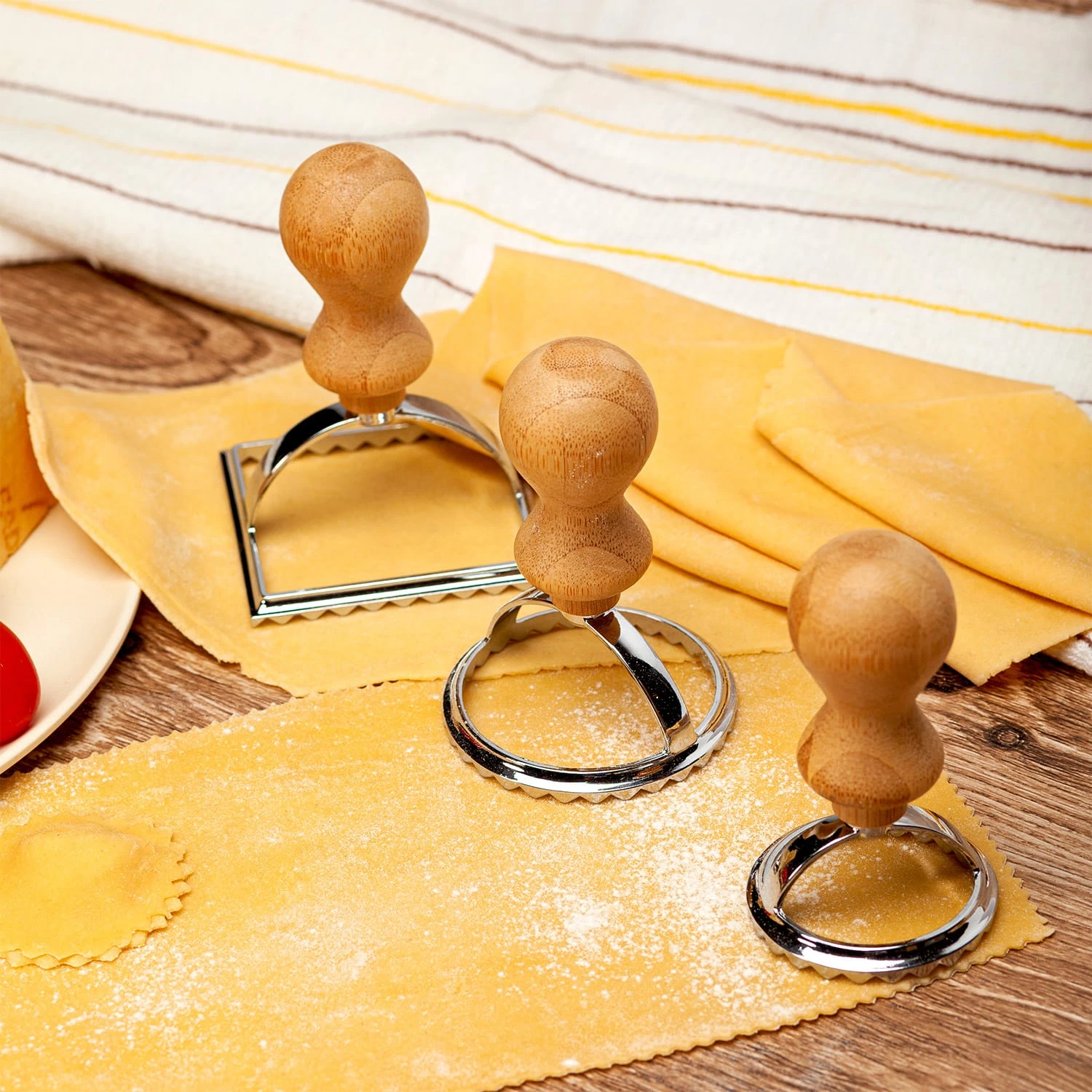 Set Di 3 Stampini Per Ravioli 4 Set Di 3 Stampini Per Ravioli - immagine 2