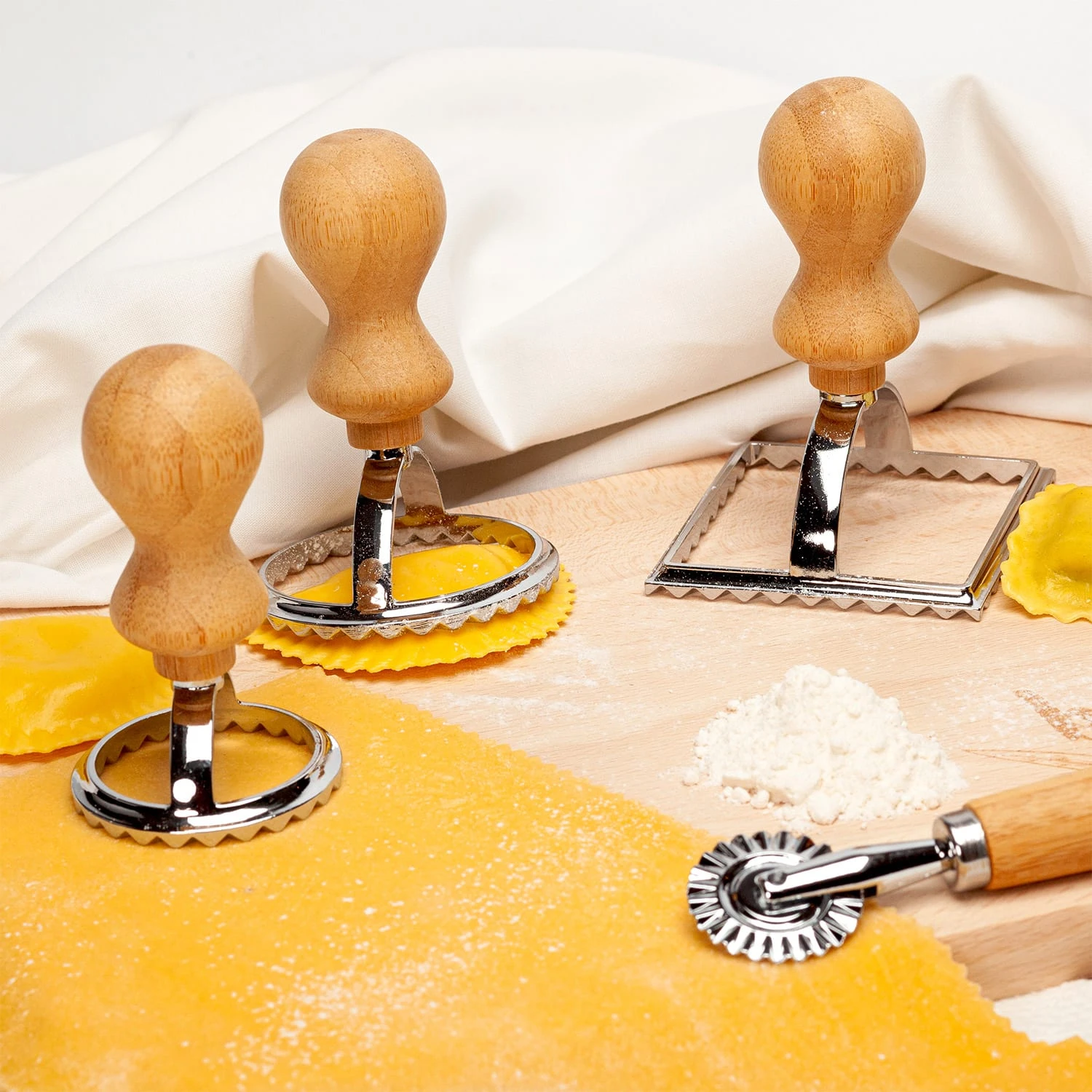 Set Di 3 Stampini Per Ravioli 6 Set Di 3 Stampini Per Ravioli - immagine 4