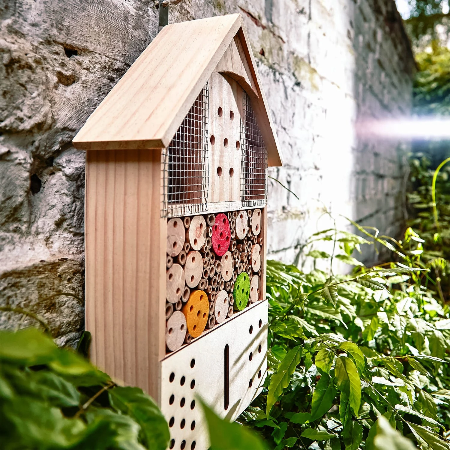 Hotel Per Insetti Con Spruzzi Di Colore 6 Hotel Per Insetti Con Spruzzi Di Colore - immagine 4