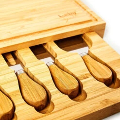 Tagliere Per Formaggi Con Cassetto Per Utensili -Elettrodomestici Negozio 10038079 yy 0006 logo