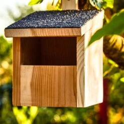 Casetta Per Uccelli Che Nidificano In Semicavità -Elettrodomestici Negozio 10038138 yy 0005 logo